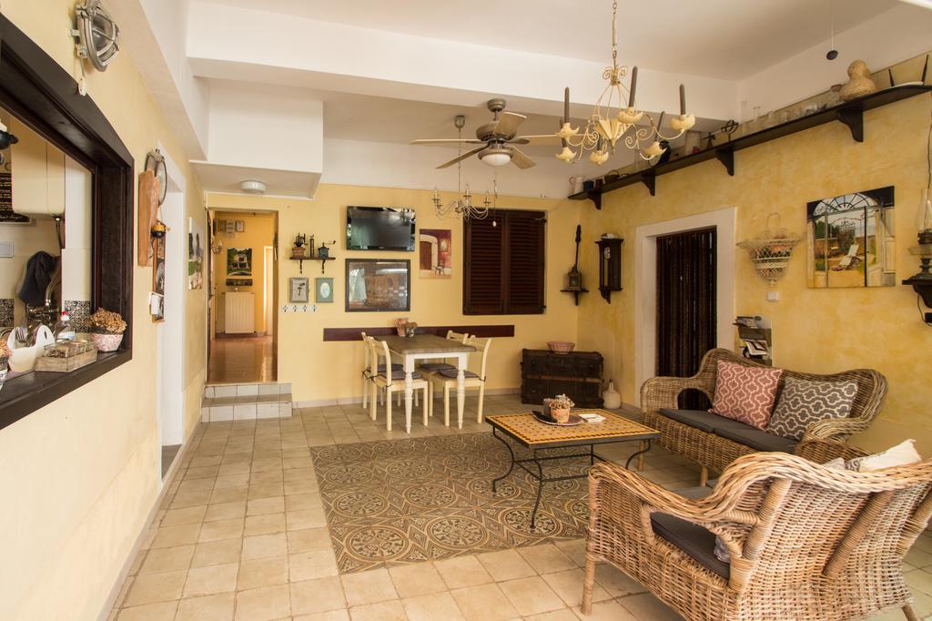 Casa Segota Hotell Veli Iž Eksteriør bilde